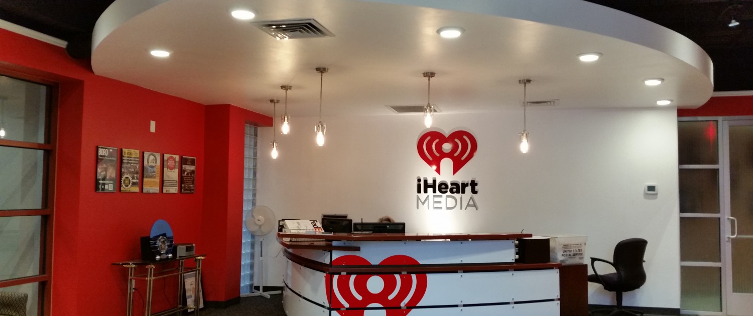1_Printing_Corporate_Branding_I-Heart_Custom_Lobby_Cut_PVC_Relief_Paint_Vinyl_Wrap_Desk